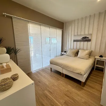 Maison Première Ligne Tocade2 Hébergement de vacances